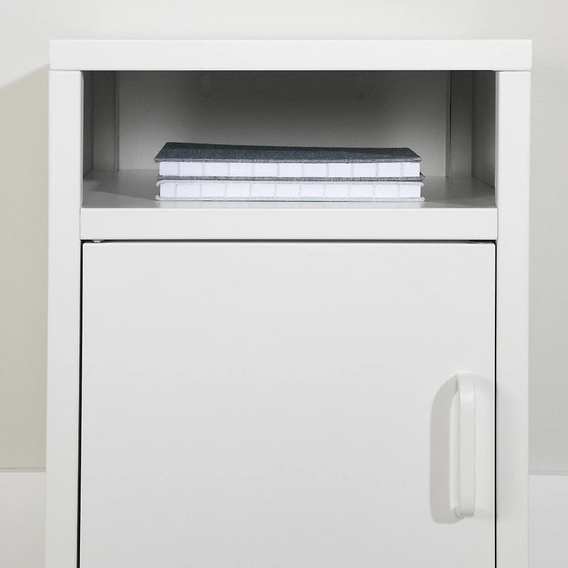 Sweedi Table de chevet avec porte en métal Blanc