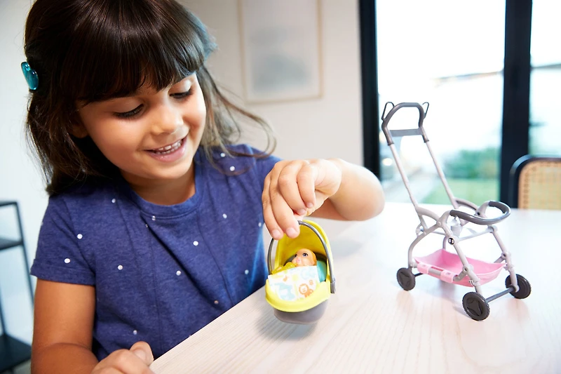 Barbie Skipper Babysitters Inc Doll & Playset.