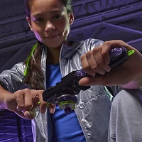 Beyblade X Victory Grip Right-Spin Launcher Set