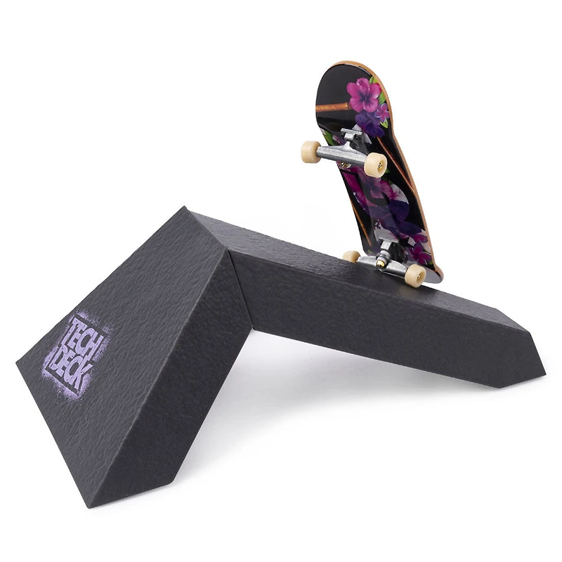 Tech Deck, Street Hits, DGK Skateboards Fingerboard with Sculpture Obstacle