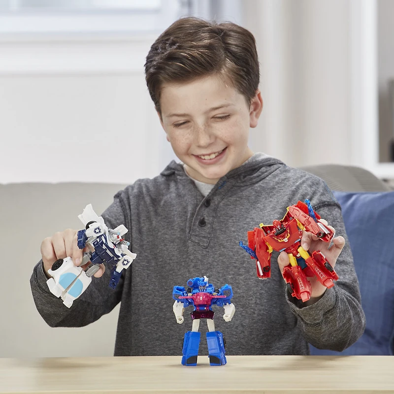 Transformers Cyberverse Action Attackers: Warrior Class Hot Rod.