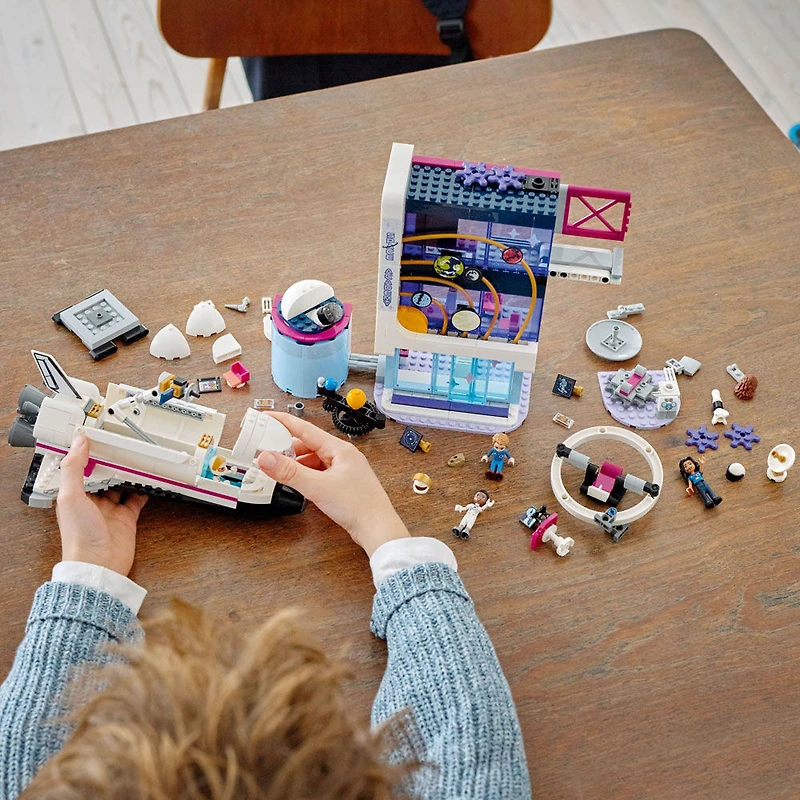 LEGO Friends L'académie spatiale d'Olivia 41713 Ensemble de construction (757 pièces)