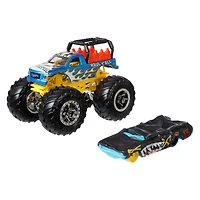 Hot Wheels Monster Trucks Haul Y'all Vehicle
