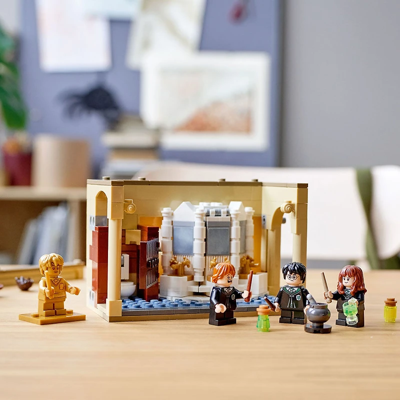 LEGO Harry Potter Poudlard : l'erreur de préparation du polynectar 76386 (217 pièces)