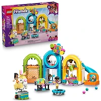 LEGO Friends L'Aire de Jeux Intérieure Amusante - Ensemble de Jeu de Simulation - Avec 3 Minipoupées, un Manège Lapin, une Piscine à Balles - 42686