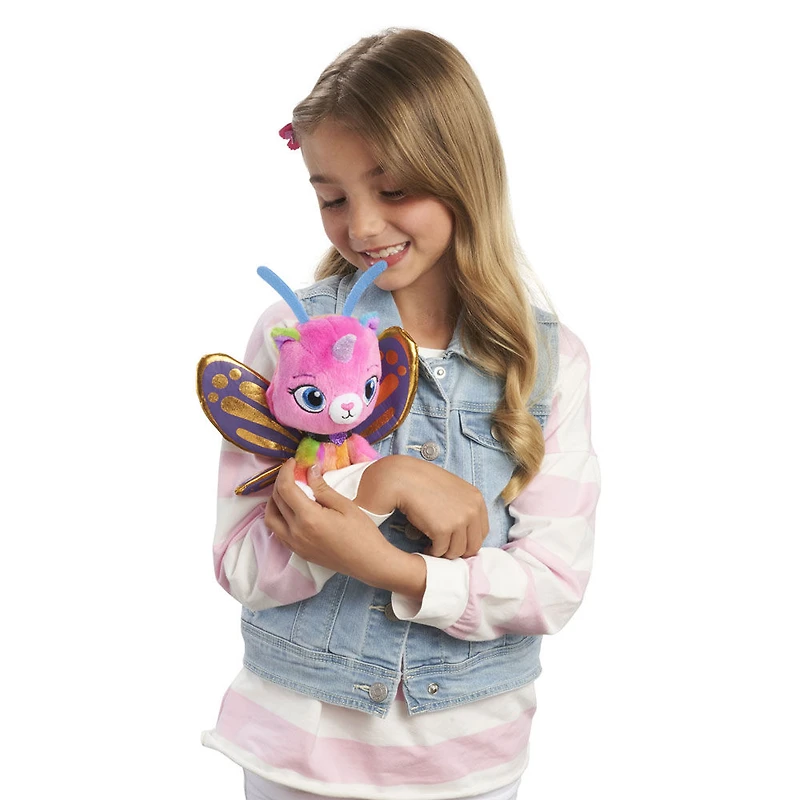 Papillon Kitty de peluches Une fête parr-faite