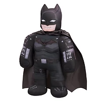 Jouet en Peluche Parlant de 45 cm (18 pouces) The Batman Bashin' Battler Batman avec Poitrine Eclairante et Expressions d'Action - Édition anglaise