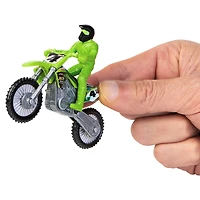 Supercross, Authentic Ricky Carmichael 1:24 Scale Die-Cast Motorcycle with Rider Figure