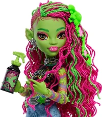 Monster High Venus McFlytrap Fashion Doll with Pet Chewlian and Accessories