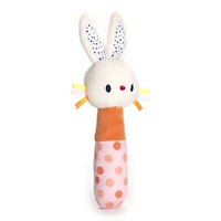 Baby GUND, Hochet en peluche lapin Tinkle Crinkle pour stimulation sensorielle, 14 cm