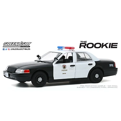 1:24 The Rookie (2018-Current TV Series) - 2008 Ford Crown Victoria Police Interceptor - Los Angeles Police Department (LAPD) - Édition anglaise - les motifs peuvent varier