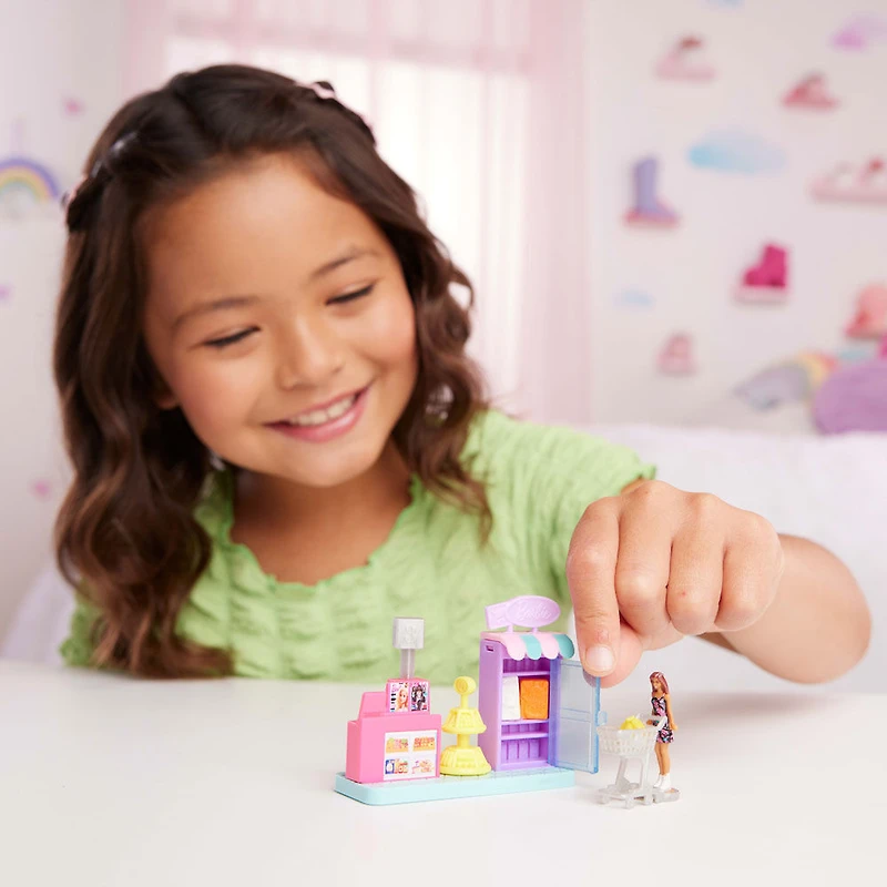 Barbie Mini BarbieLand Collectible Supermarket Playset with 1.5-inch Barbie Doll, Interactive Play Areas for Storytelling Fun