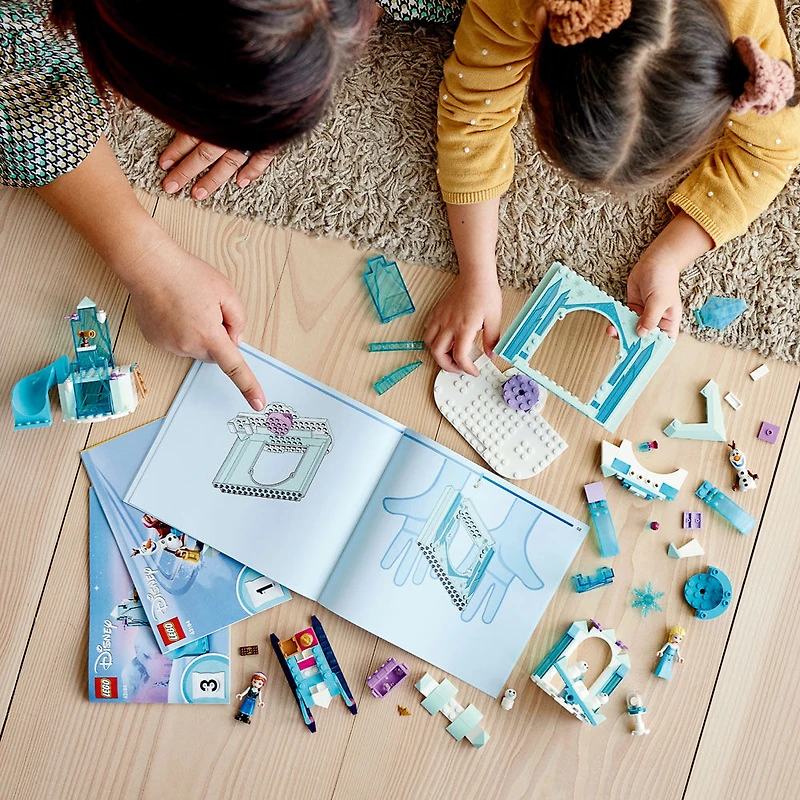 LEGO Disney Princess Le monde féerique d'Anna et Elsa de la Reine des neiges 43194 (154 pièces)