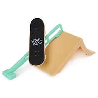 Tech Deck, Street Hits, Creature Skateboards Fingerboard with Home Ramp Obstacle