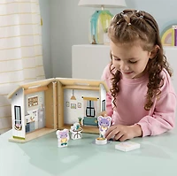 Fisher-Price Wooden On-the-Go Play House Dollhouse with 6 Play Pieces for Preschool Kids