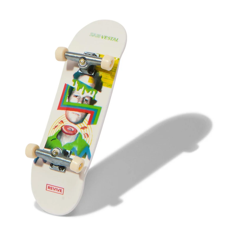 Tech Deck, Coffret de 4 fingerboards Ultra DLX, Skateboards Revive, Mini-skateboards personnalisables à collectionner
