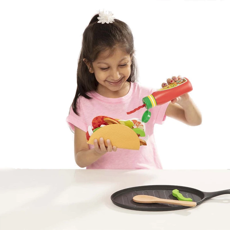 Melissa & Doug Fill & Fold Taco & Tortilla Set - styles may vary