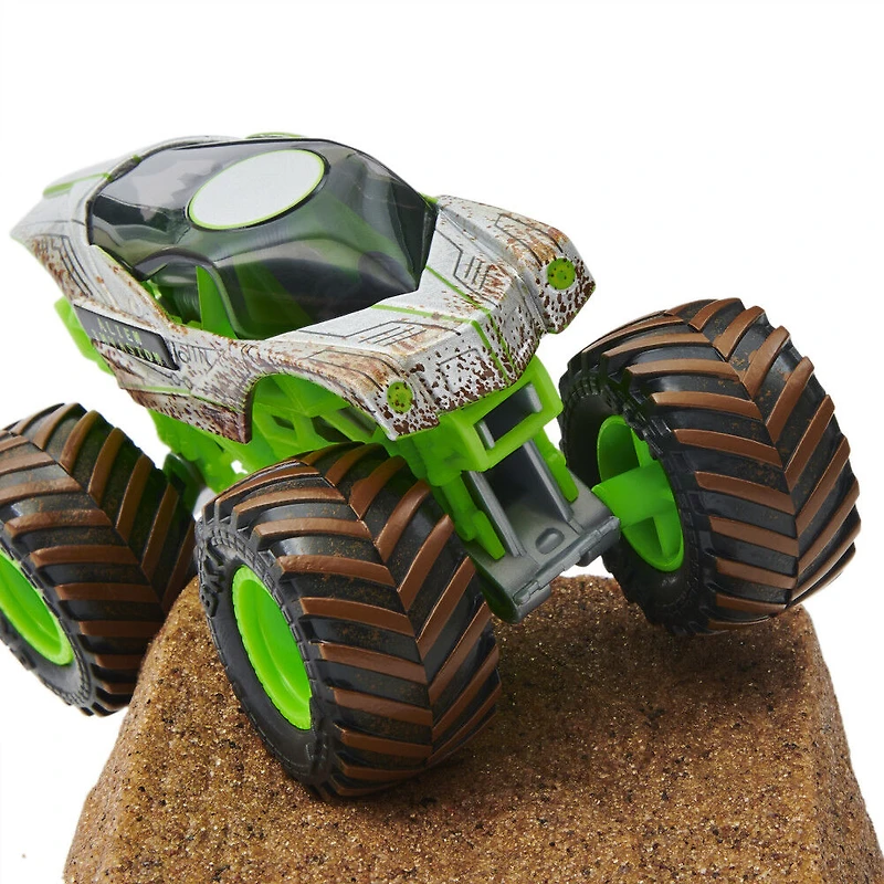 Monster Jam, Coffret débutant Monster Dirt Alien Invasion, avec 227 g de Monster Dirt et un monster truck officiel à l'échelle 1:64