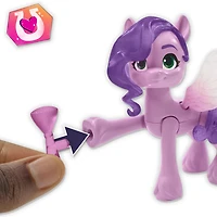 My Little Pony : Marquons les esprits, Princesse Ruby Pétales Magie des marques de beauté, poney de 7,5 cm