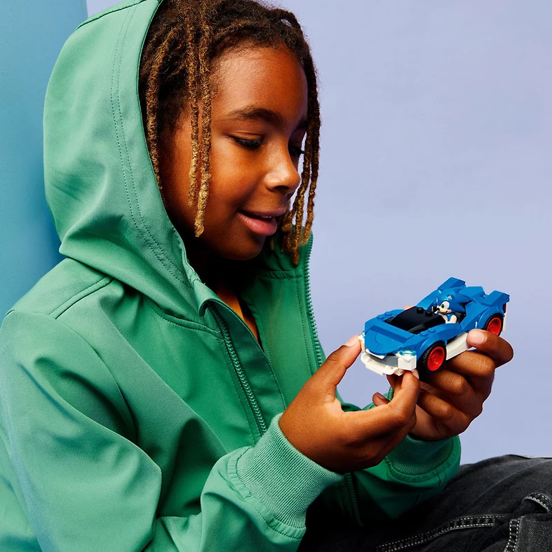 LEGO Sonic The Hedgehog Sonic : Le Speedster Lightning, Jouet de Construction de Voiture de Course pour Enfants 77117