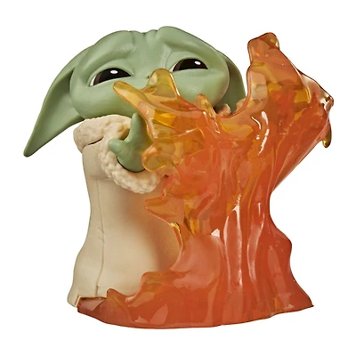 Star Wars The Child figurine de " bébé Yoda " arrêtant le feu