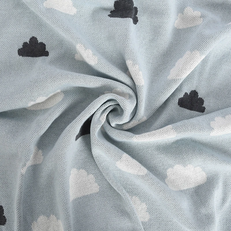 Couverture pour bébé en coton, des nuages