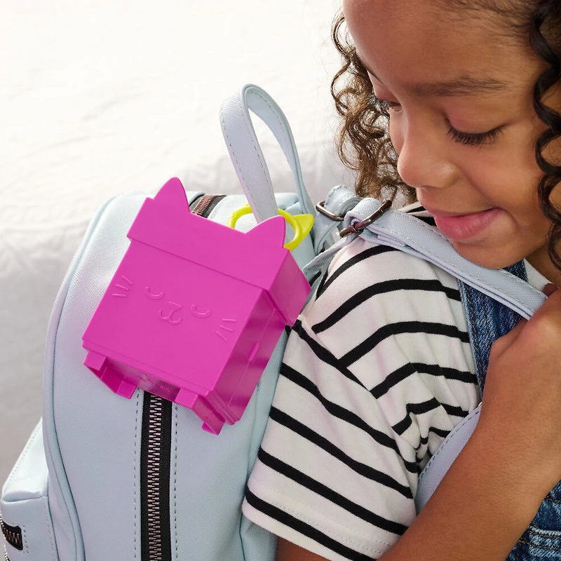 Gabby's Dollhouse Clip-On Playset with Kitty Fairy Toy Figure and Dollhouse Accessories