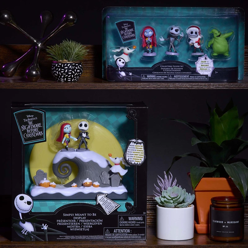 Disney Tim Burton's The Nightmare Before Christmas "Simply Meant to Be" Display