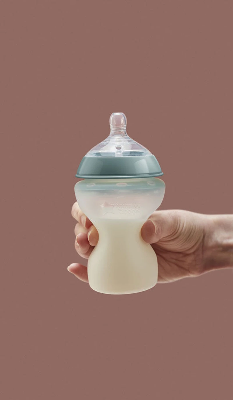 Tommee Tippee Closer to Nature Soft Silicone Baby Bottle, Stain & Odor-resistant, 9 ounce - 2 Count