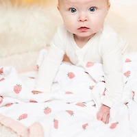 Lulujo - Reversible Muslin Blanket 3 Ply - Daisies-Strawberry