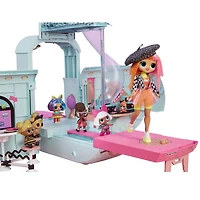 L.O.L Surprise! 2-in-1 Glamper.