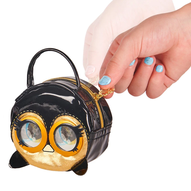 Micro Purse Pets, Pingouin Chill Chic, Petit sac à main élégant qui lève les yeux au ciel