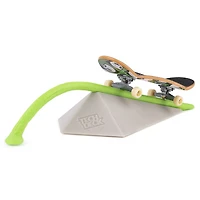 Tech Deck, Street Hits, Mini-planche à roulettes Blind Skateboards avec obstacle rail voûté