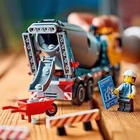 LEGO City La bétonnière - Grand camion de chantier avec 3 figurines pour enfants de 7 ans et plus - 60478