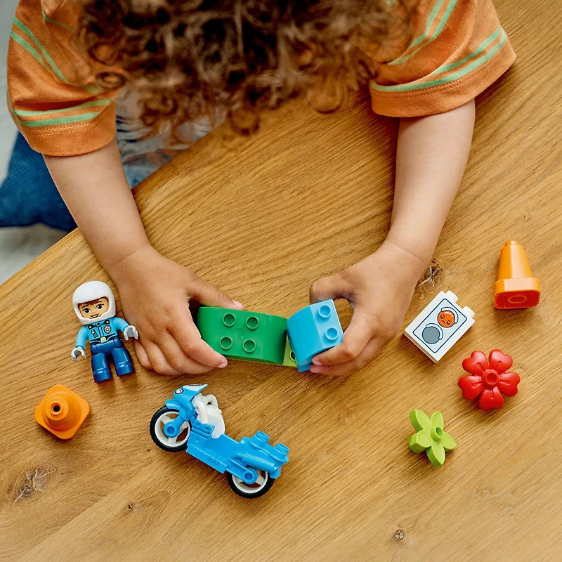 LEGO DUPLO Town Blue Police Motorcycle Toy - Toddler Learning Toy for Boys & Girls, Ages 2+ - 10471