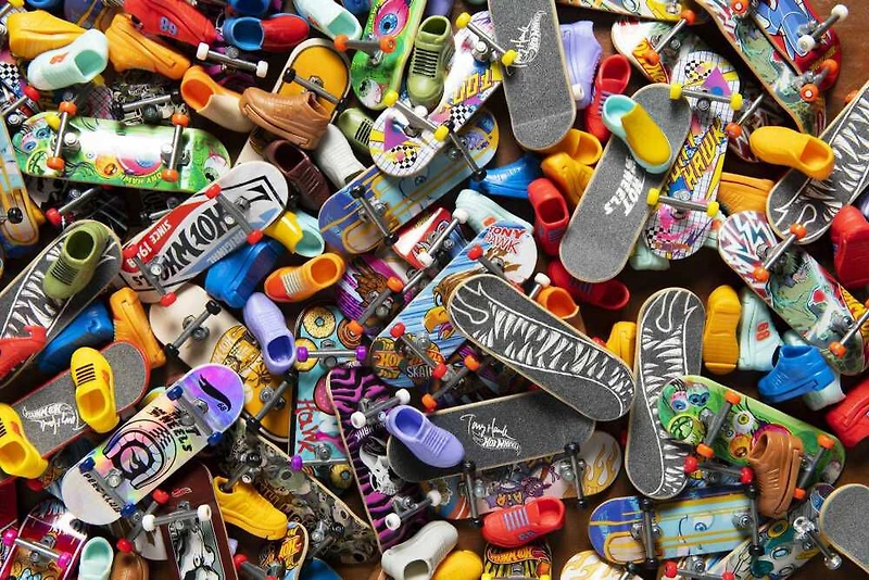 Hot Wheels Skate Tony Hawk Fingerboard & Skate Shoes - 1 per order, assortment may vary (Each sold separately, selected at Random)