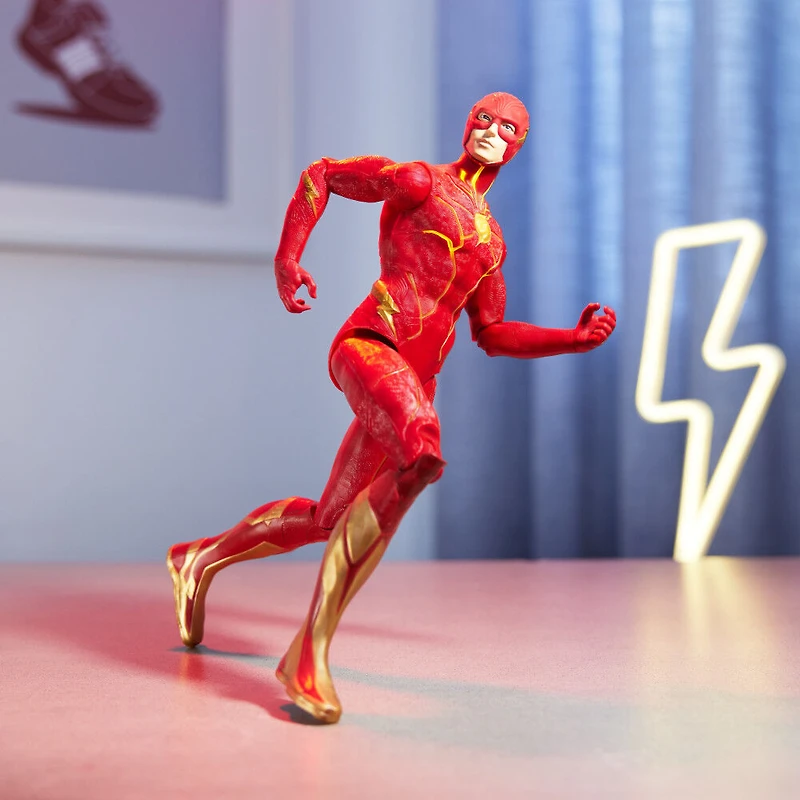 DC Comics, Figurine articulée Speed Force The Flash de 30,5 cm, lumières et plus de effets sonores