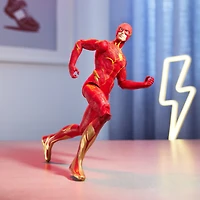 DC Comics, Figurine articulée Speed Force The Flash de 30,5 cm, lumières et plus de effets sonores