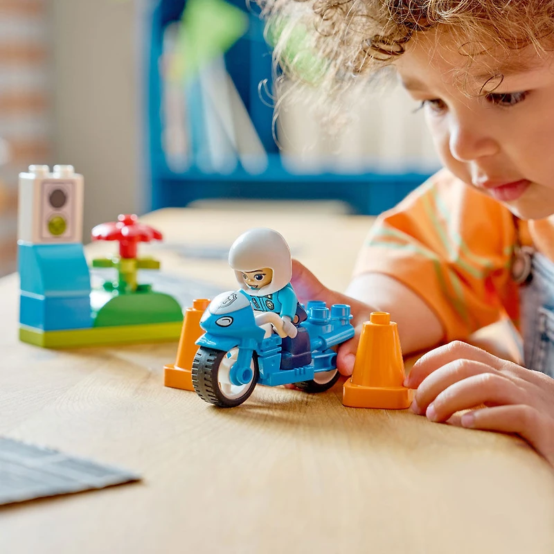 LEGO DUPLO Town Blue Police Motorcycle Toy - Toddler Learning Toy for Boys & Girls, Ages 2+ - 10471