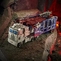 Transformers Generations War for Cybertron: Kingdom - WFC-K20 Ultra Magnus classe Leader