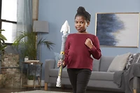 Marvel Studios' Black Panther : Wakanda Forever, jouet de déguisement Lance électronique Kingsguard