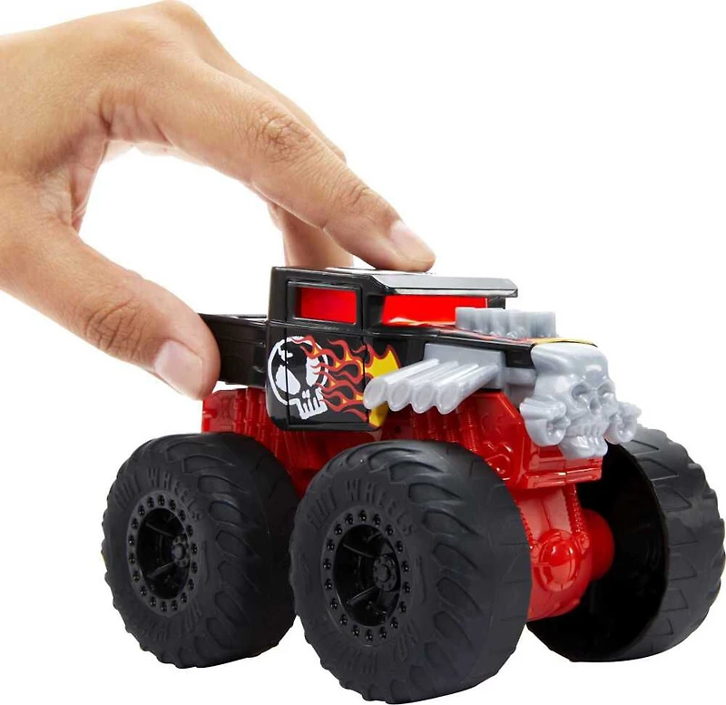 Hot Wheels Monster Trucks Roarin' Wreckers Bone Shaker