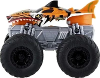 Hot Wheels Monster Trucks Roarin' Wreckers Tiger Shark