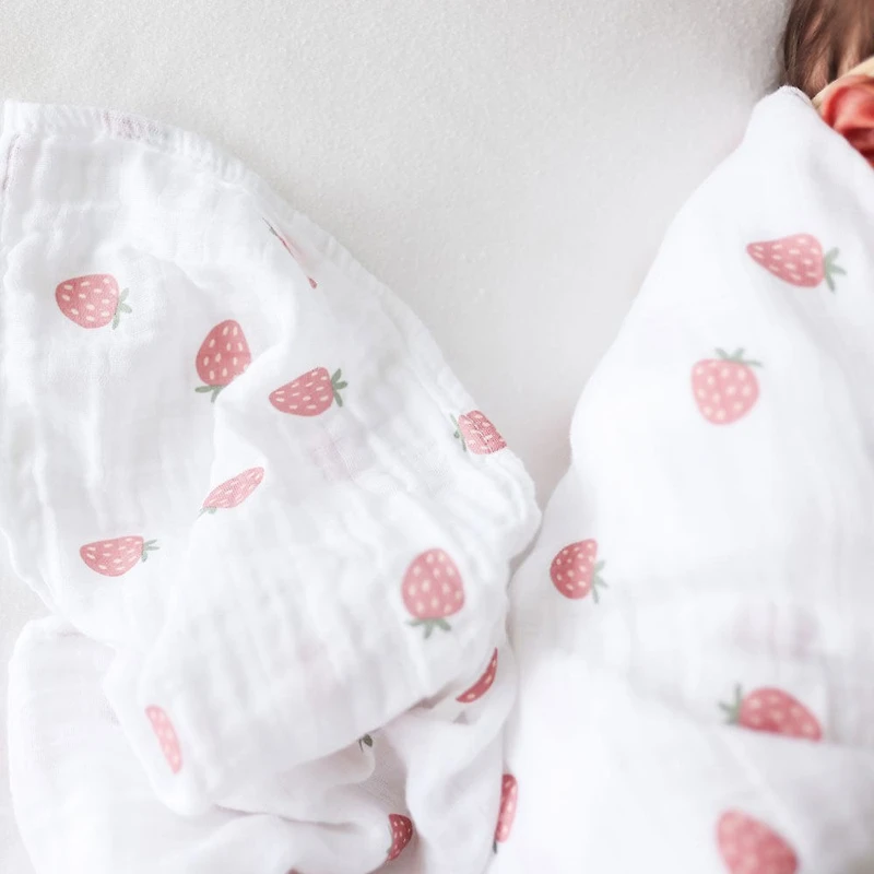 Lulujo - Cotton Mslin Swaddles 2 Pack-Strawberries Ballet Slipper