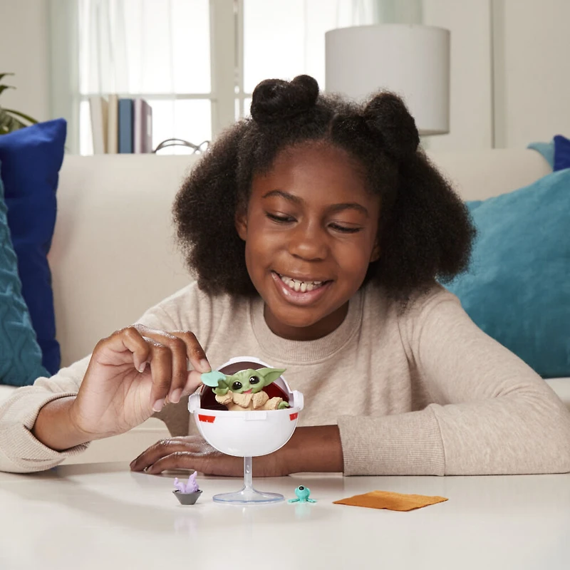 Star Wars The Bounty Collection The Child, Landau flottant de Grogu, figurine de collection de 5 cm