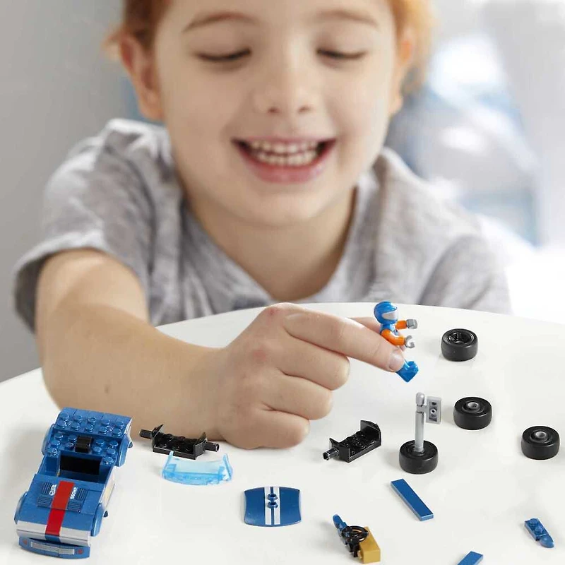 Mega Hot Wheels '64 Corvette Grand Sport