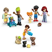 LEGO Friends Les appartements et les boutiques de Heartlake City, Ensemble de modèle, Cadeau pour enfants et adolescents 42670