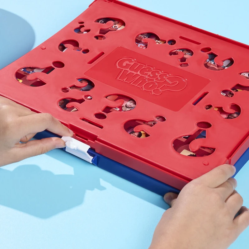 Guess Who? NFL Edition Board Game - English Edition