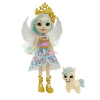 Poupée Enchantimals Paolina Pégase et figurine animale Wingley de la collection Royals - Notre exclusivité