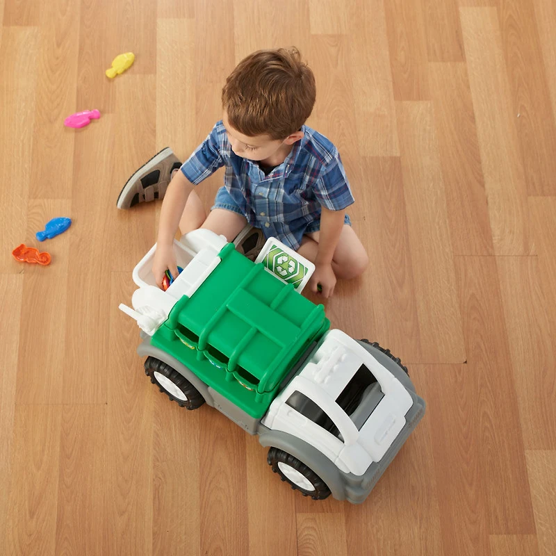 Camion de recyclage gigantesque